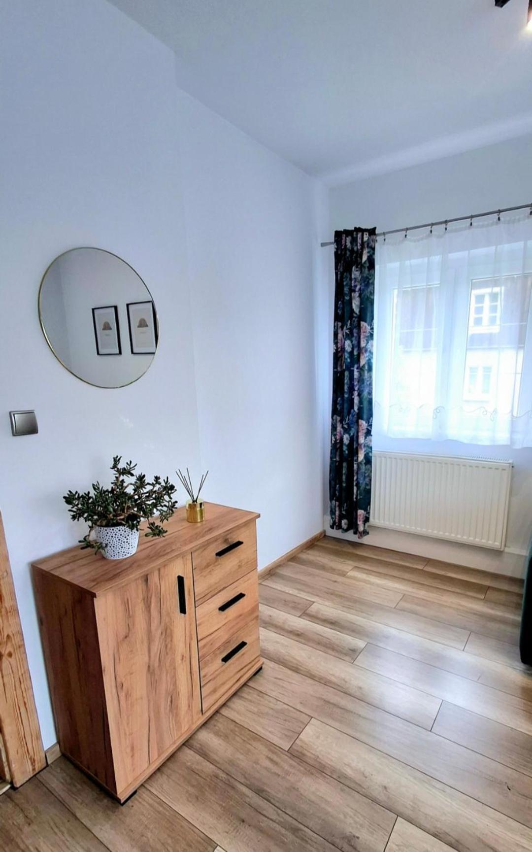 Apartament Dzika Roza Ковари Екстериор снимка